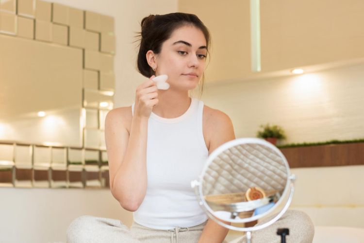 Ingin Kulit Sehat dan Glowing Tak Cukup dengan Perawatan di Permukaan