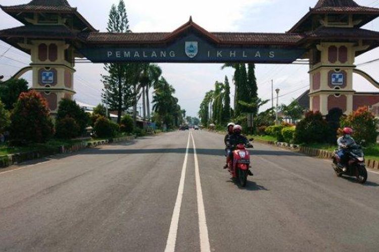 Gerbang masuk Kabupaten Pemalang, Jawa Tengah
