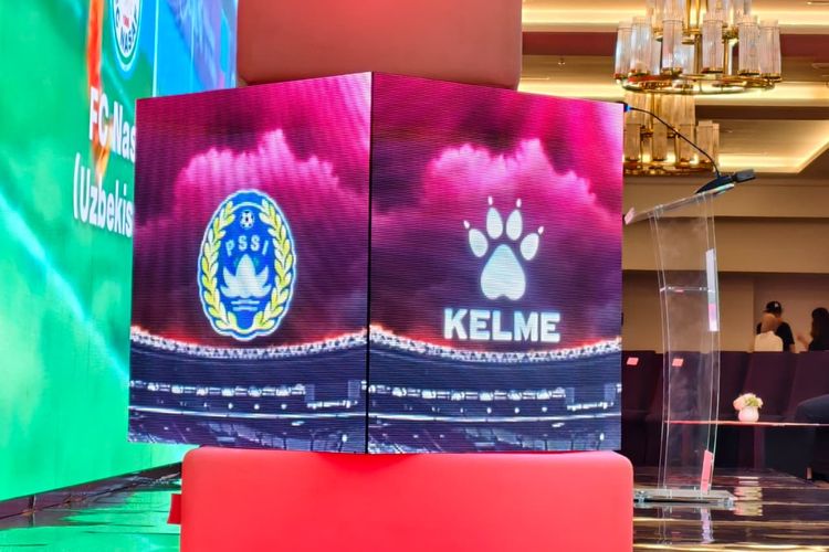 PSSI secara resmi mengumumkan Kelme sebagai mitra apparel baru Timnas Indonesia dengan kontrak kerja sama hingga 2030. Pengumuman ini disampaikan PSSI dalam konferensi pers di Jakarta Selatan, Jumat (23/1/2026).
