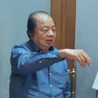 Wali Kota Solo, Respati Ardi menerima kedatangan pendiri Tahir Foundation, Dato Sri Tahir di Balai Kota Solo, Jawa Tengah, Rabu (4/6/2025).