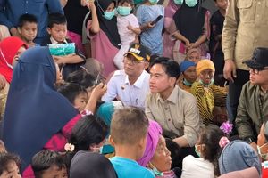 Seharian Gibran Menerjang Lumpur, Merangkul Air Mata Korban di 3 Provinsi Banjir Sumatera