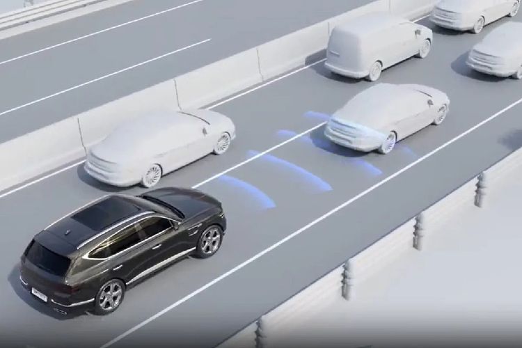 Fitur Highway Driving Assist yang meningkatkan keamanan mengemudi di jalan tol