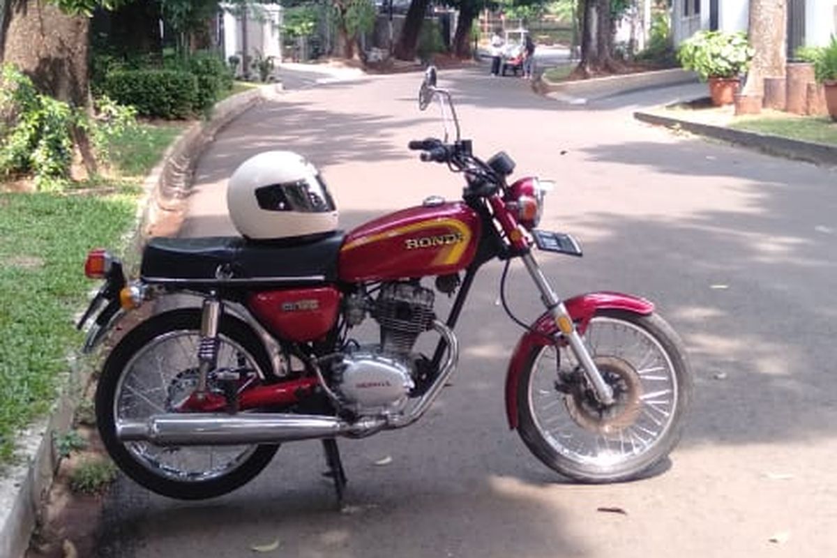 Honda CB100 K5