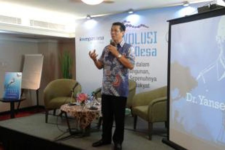 Bupati Malinau Kalimantan Utara Yansen Tipa Padan, saat menjadi pembicara dalam diskusi Kompasiana 