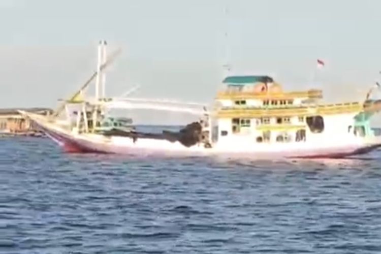 Puluhan Tahun Dipendam, Nelayan Ungkap Aktivitas Kapal Pukat Cincin Dekat Pantai Labuan Bajo