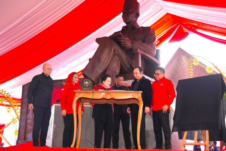 Amanat Bung Karno dan Sendratari Garudheya Warnai Peresmian Renovasi Istana Gebang
