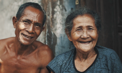 Peringati Hari Lansia Internasional, Sudahkah Lindungi Orangtua dari Covid-19