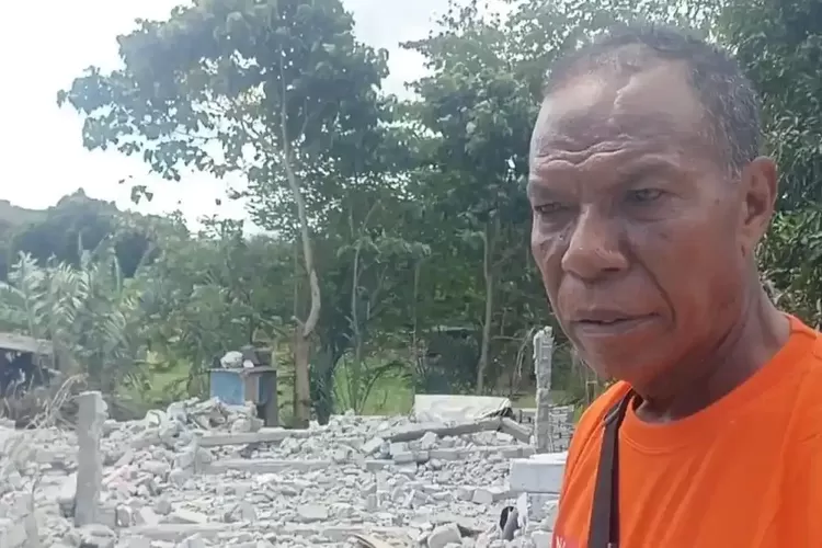 Rumah Hasil Keringat Narik Ojek Ambruk Diguncang Gempa NTT, Herman Rugi Ratusan Juta Rupiah
