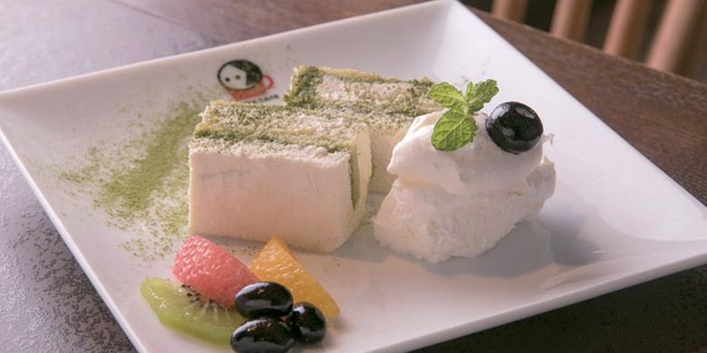 Kafe ini menyediakan Tiramisu Tofu yang hanya dijual di cabang Gion dan Sagano Arashiyama, Kyoto, Jepang. 