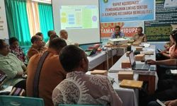  Tingkatkan Kesejahteraan Masyarakat, Pemkab Flores Timur Tetapkan 35 Kampung Keluarga Berkualitas