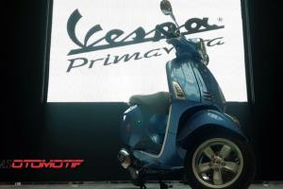 Vespa Primavera dibanderol Rp 30,8 juta.