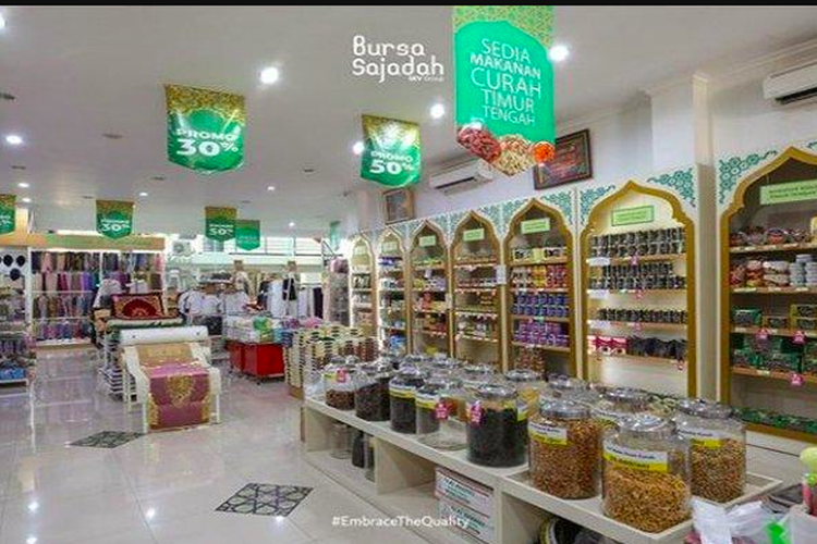 Ilustrasi Toko Bursa Sajadah, salah satu toko oleh-oleh haji dan umrah di Indonesia