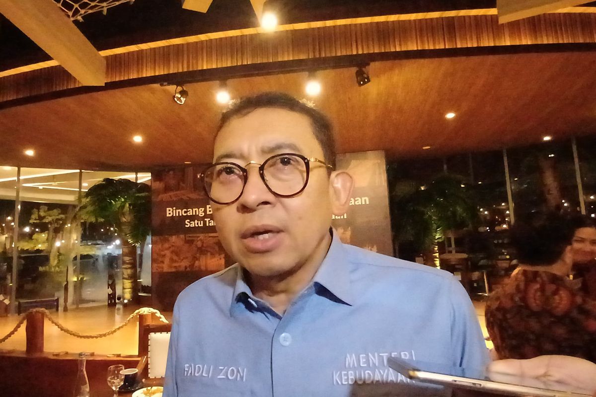 Ketua Dewan Gelar, Tanda Jasa, dan Tanda Kehormatan (GTK) RI Fadli Zon di Kawasan Senayan, Jakarta, Jumat (24/10/2025).