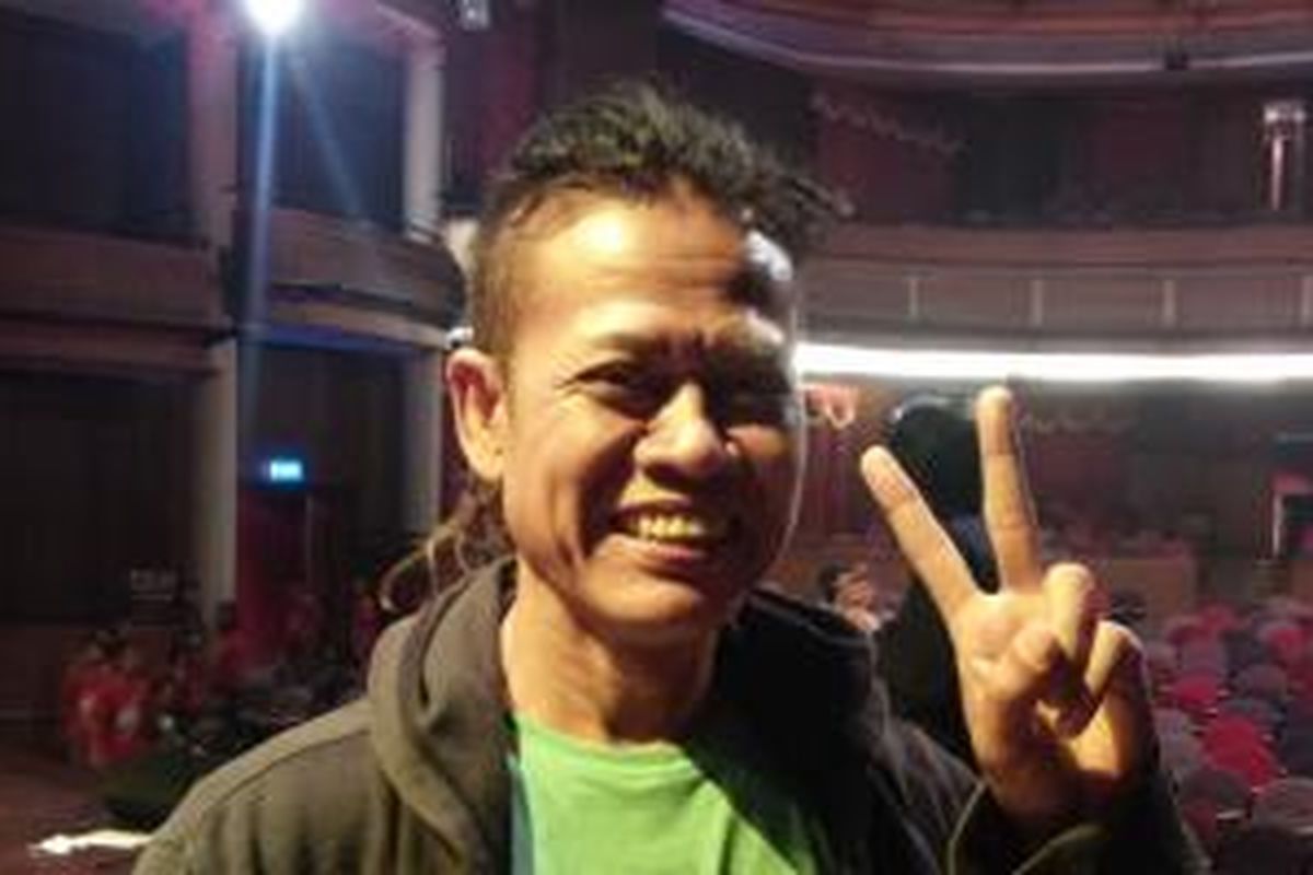 Tony Q diabadikan usai tampil di Konser Musik untuk Pendidikan: 'Syukur atas Cinta dan Kehidupan' di Taman Ismail Marzuki, Jakarta Pusat, Sabtu (26/6/2015) sore.