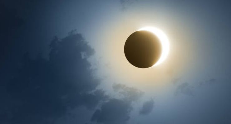 Gerhana Matahari Parsial September 2025: Di Mana, Kapan, dan Bagaimana Menyaksikannya