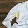 Cara Menghilangkan Noda dan Bau Keringat pada Pakaian 
