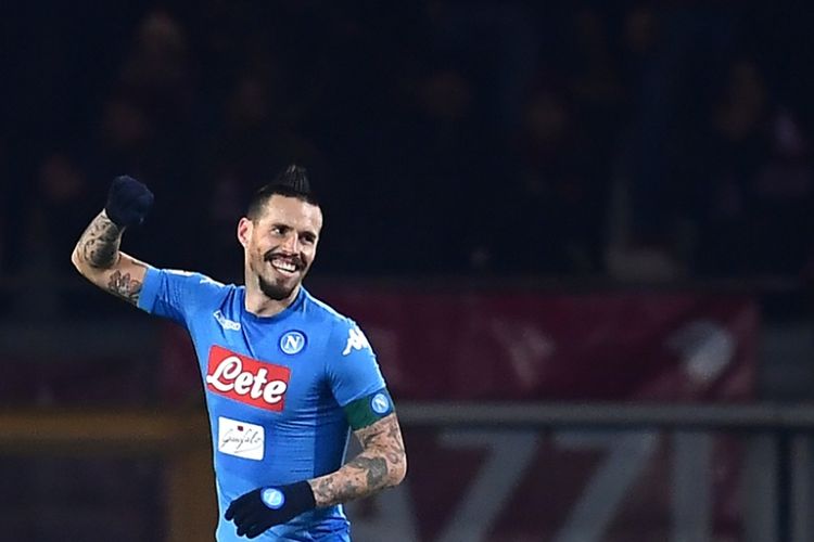 Marek Hamsik merayakan gol Napoli ke gawang Torino pada partai Liga Italia di Stadion Olimpico Grande Torino, Minggu (17/12/2017) dini hari WIB.