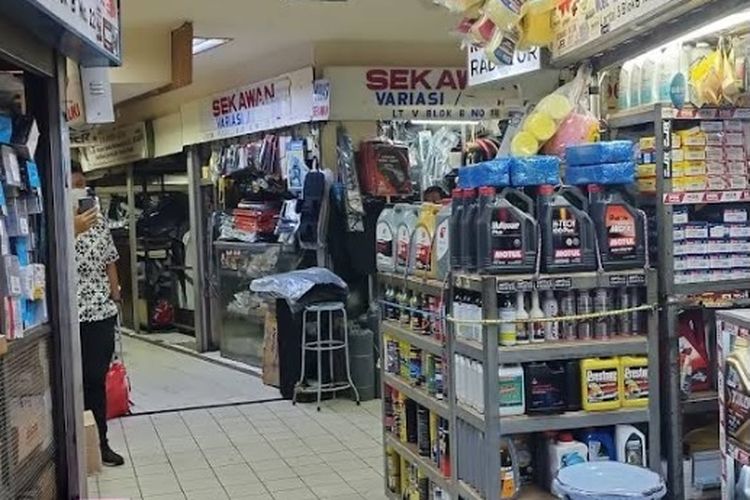 Ilustrasi toko sparepart mobil di Atrium Senen