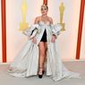9 Detail Tersembunyi pada Busana Selebritas di Oscar 2023