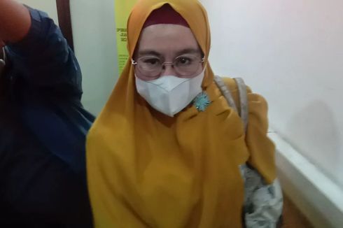 Hadiri Sidang Tuntutan Medina Zein, Ibunda Rela Berangkat Pagi-pagi Buta dari Bandung ke Jakarta