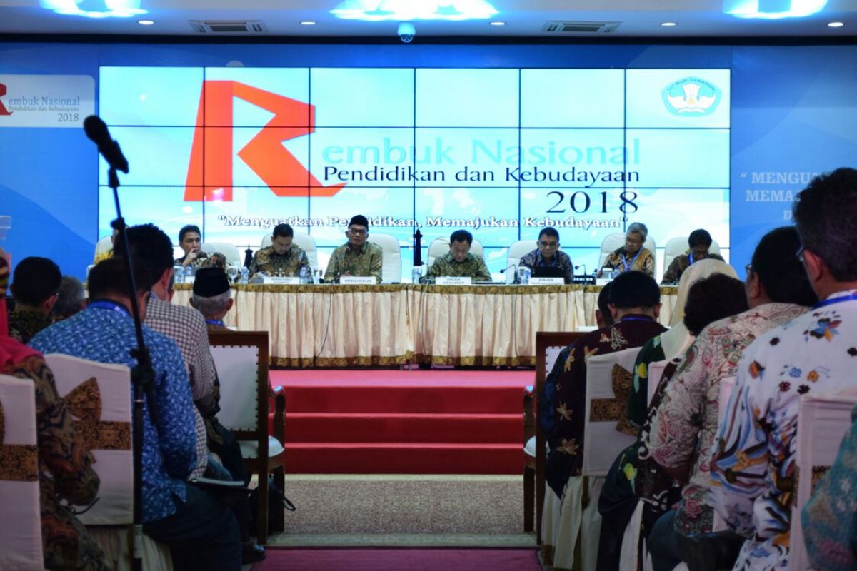 Menteri Pendidikan dan Kebudayaan Muhadjir Effendy pada acara Rembuk Nasional Pendidikan dan Kebudayaan 2018 di  di Pusat Pendidikan dan Pelatihan Pegawai Kemendikbud, Depok, Jawa Barat, 5 hingga 8 Februari 2018.