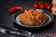 3 Cara Masak Mi Goreng Antilembek, Rebus Dulu Setengah Matang