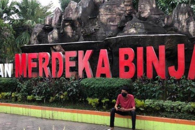 Ilustrasi Taman Merdeka Binjai  di Jalam Sudirman, Kota Binjai, Sumatera Utara.