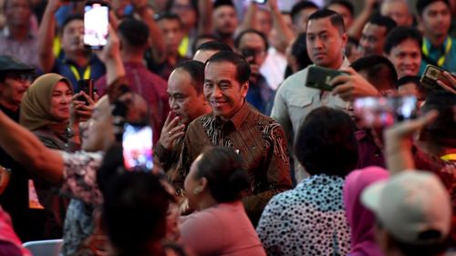 Jokowi Dinilai Tak Etis Bahas Makan Siang Gratis di RAPBN 2025, padahal Prabowo-Gibran Belum Terpilih