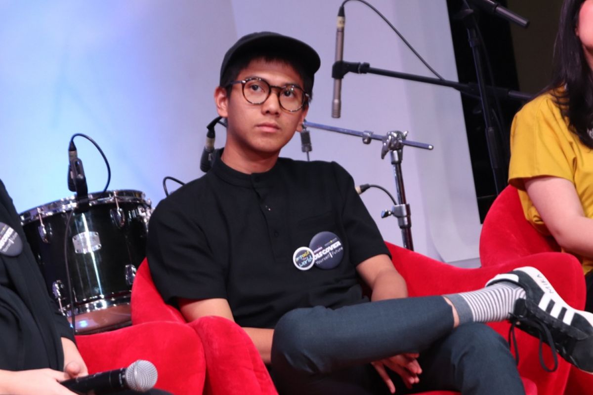 Iqbaal Ramadhan saat menjadi pembicara dalam acara bertema Discover: Yourself Future di @america Pacific Place Mall, di kawasan SCBD, Jakarta Selatan, Sabtu (26/5/2018).