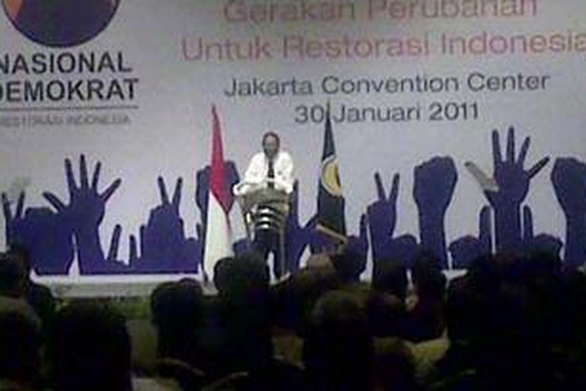 Ketua Umum Nasional Demokrat, Surya Paloh membuka Seminar Penutupan Simposium Restorasi Indonesia di Jakarta, Minggu (29/1/2011).