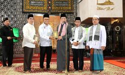 Sinar Mas Wakafkan Lebih dari 30.000 Al-Qur’an dan Salurkan 30 Juta Liter Minyak Goreng Kemasan