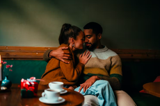 Peneliti: Love Language Bisa Tingkatkan Kepuasan Hubungan dan Kehidupan Seksual