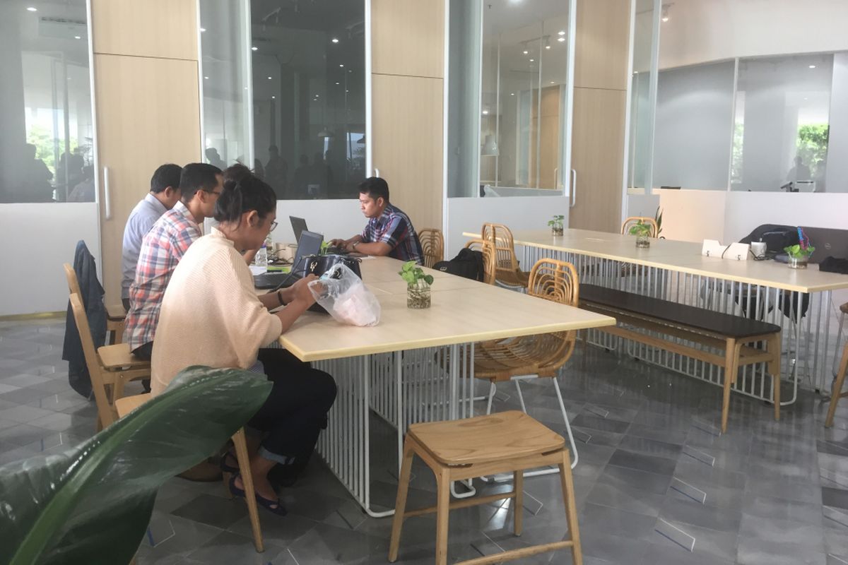 SUB.co sebuah coworking space di Surabaya.