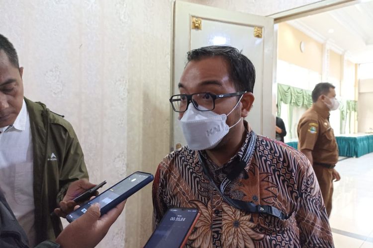 Direktorat Pembinaan Peran Serta Masyarakat KPK RI, Rommy Iman Sulaiman mengatakan dalam rangka hari antikorupsi, pihaknya telah menunjuk 2 Desa di Kabupaten Bandung menjadi desa percontohan antikorupsi