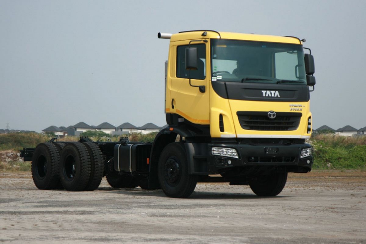 Tata Prima LX 2528.K meluncur di GIIAS 2017.