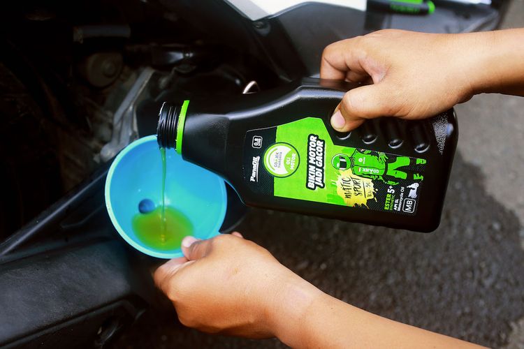 PanaOil Hadirkan Oli Swadaya Pelumas Buatan Indonesia Untuk Ojek Online