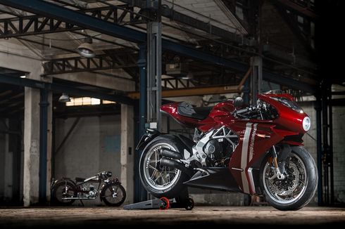 MV Agusta Superveloce 800 98 Edizione Limitata, Cuma 300 Unit