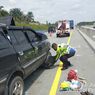 Minibus Tabrak Kontainer di Tol Pekanbaru-Dumai, 2 Orang Tewas
