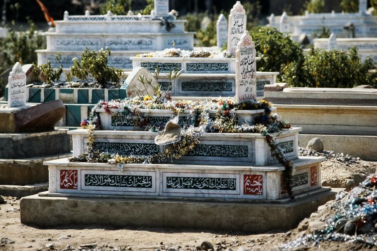 Kehidupan di Alam Barzah, Simak Penjelasan Ulama tentang Kondisi Manusia di Alam Kubur