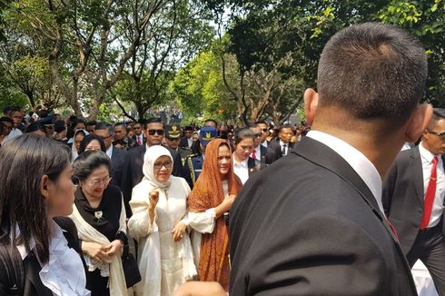 JK Hadiri Pemakaman Habibie Bersama Ibu Negara, Mantan Presiden, dan Mantan Wapres