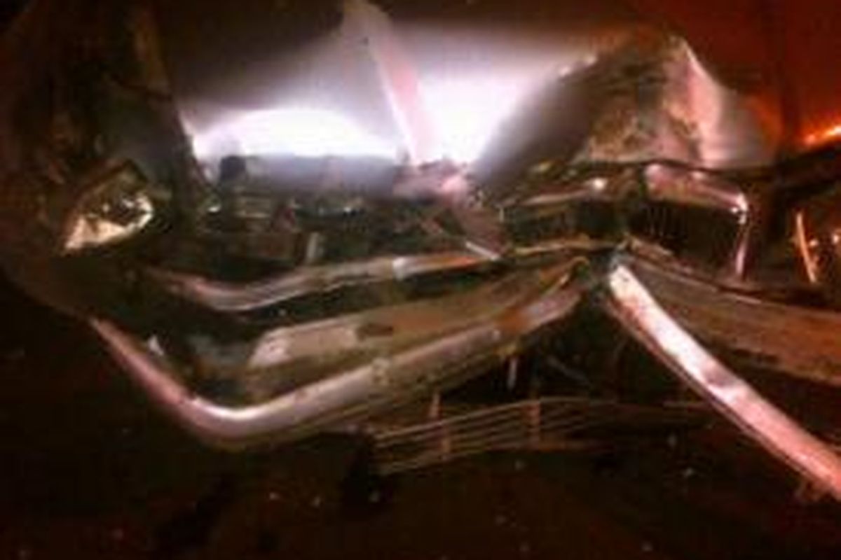 Foto mobil BMW yang kecelakaan di Jakarta Selatan