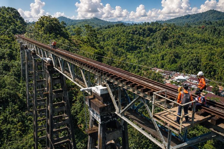 Jembatan Mrawan, Ikon Kereta Api di Lereng Gumitir Sejak Era Kolonial