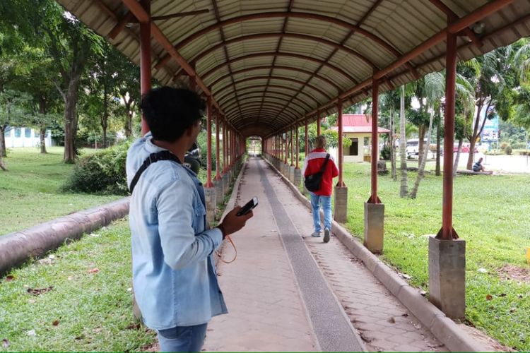 Lokasi penemuan koper berwarna hitam yang sempat menghebohkan warga Batam. Setelah dilakukan pengecekan ternyata koper tersebut dalam kondisi kosong, Rabu (23/5/2018)