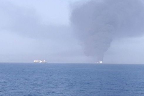 Iran Selamatkan 44 Kru Kapal Tanker yang Diserang Torpedo di Teluk Oman