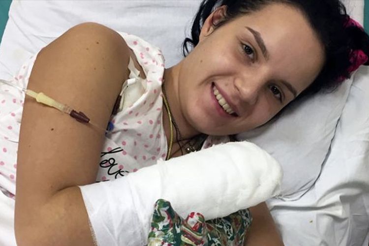 Margarita Gracheva, pada 2017 menjadi korban penculikan oleh suaminya sendiri, yang kemudian menyerangnya dengan kapak.

