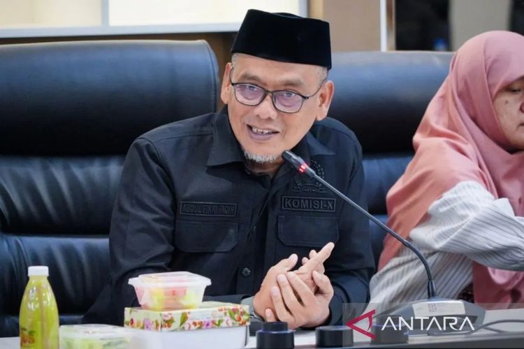 Tak Hanya Negeri, Pemerintah Juga Diminta Gratiskan Sekolah Swasta