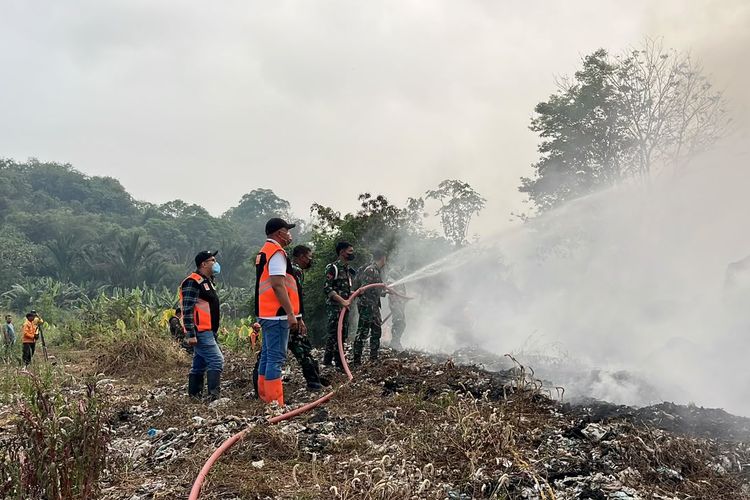 Kebakaran TPA Galuga Ternyata Berawal dari Lahan Warga, Api Merembet ke Tumpukan Sampah