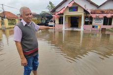 Banjir Rob Rendam Ratusan Rumah dan Kantor Balai Desa Ambulu Cirebon