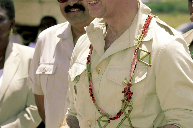 Pangeran Charles dengan arloji Jaeger-LeCoultre Reverso klasik