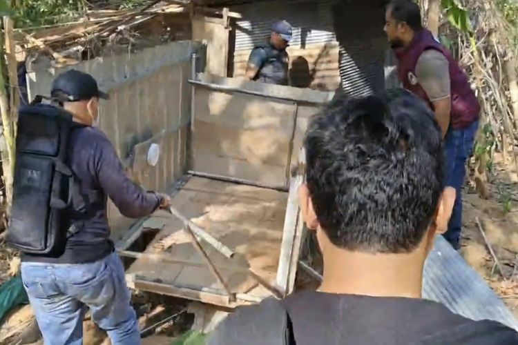 18 Bilik Narkoba di Sampang Dimusnahkan, Polisi Temukan Adaptor HT dan Alat Hisap